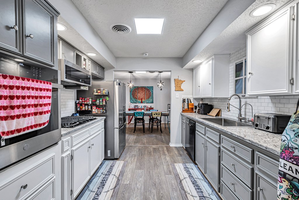 3111 W Golf Course Rd