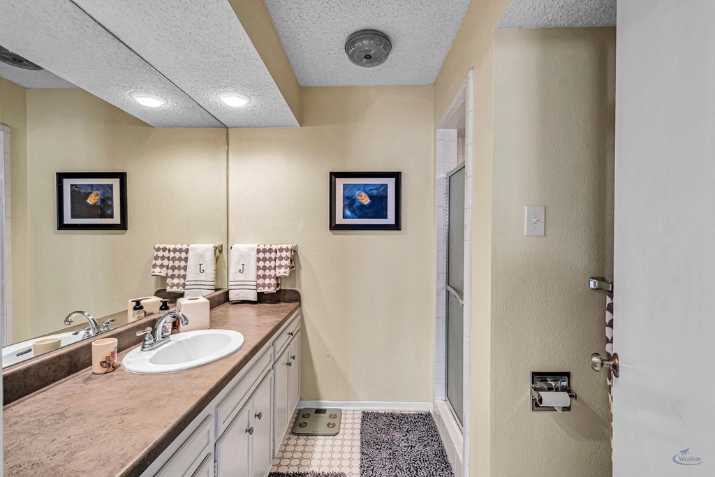 3111 W Golf Course Rd