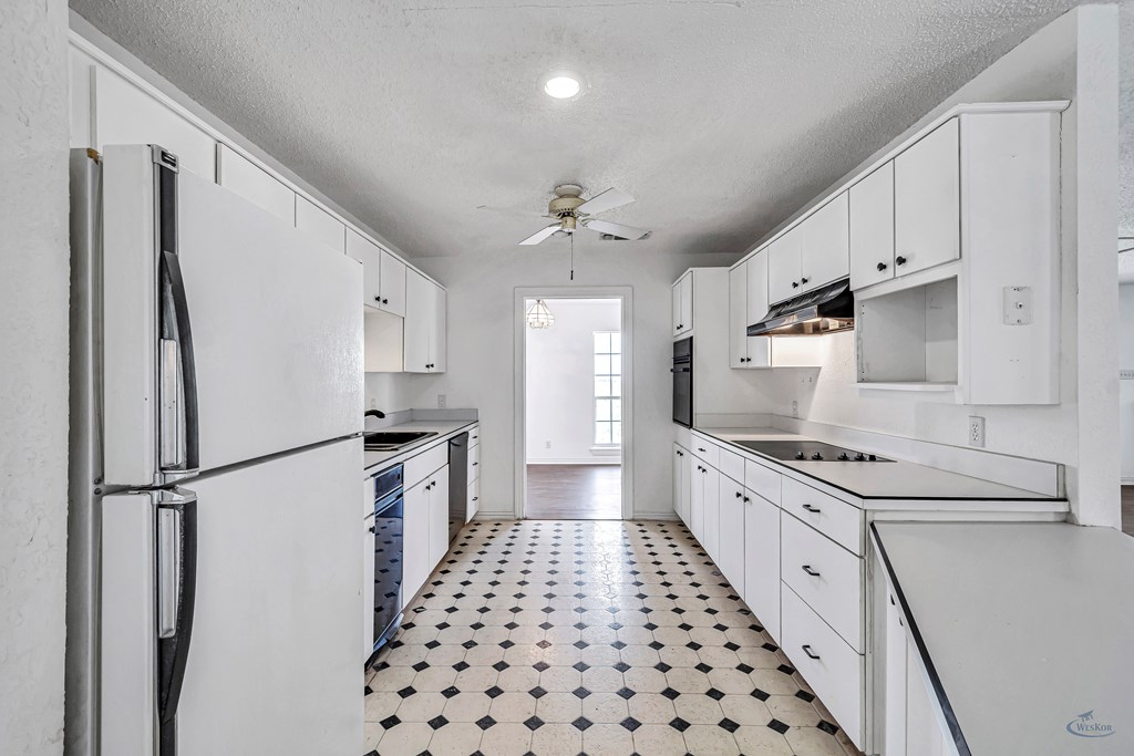 3908 W County Rd 145