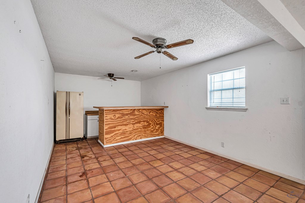 3908 W County Rd 145