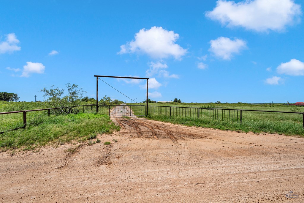 3908 W County Rd 145