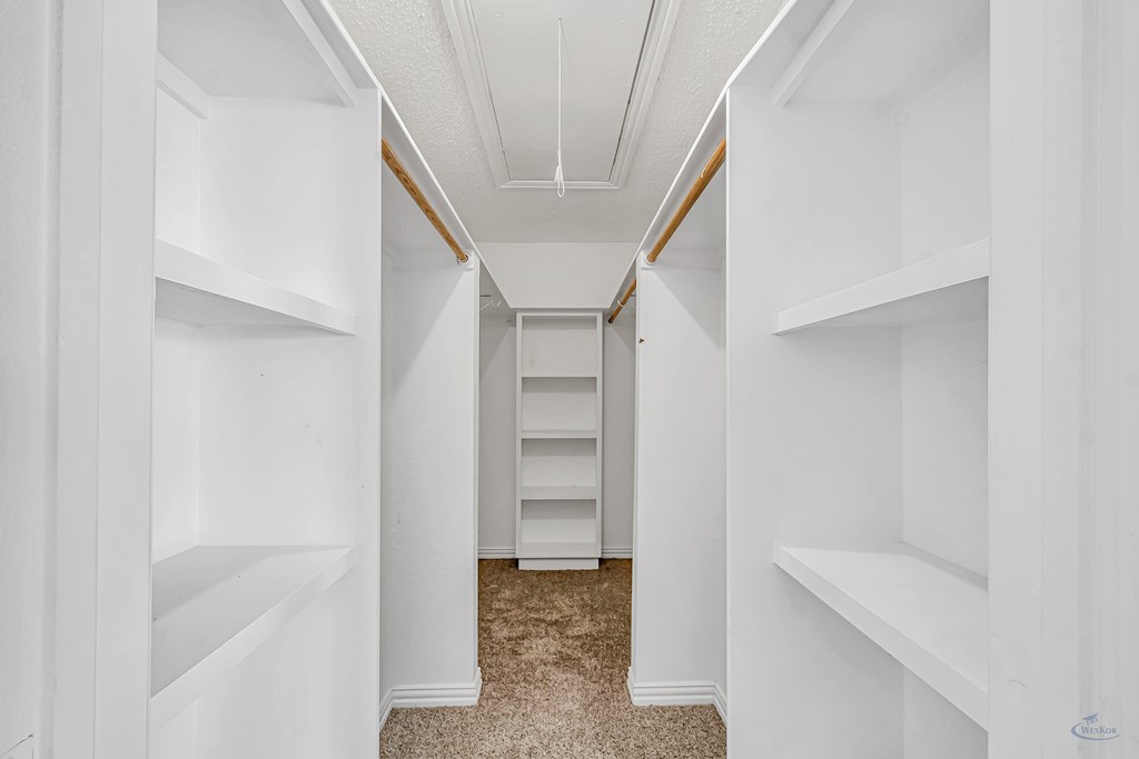 3908 W County Rd 145