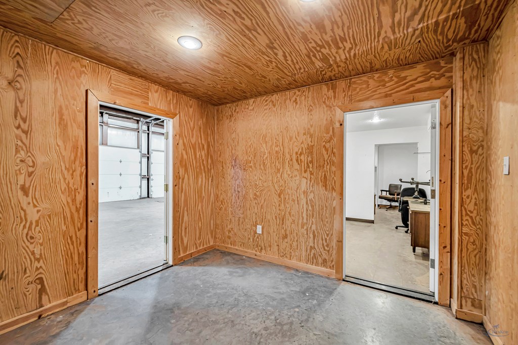 3908 W County Rd 145