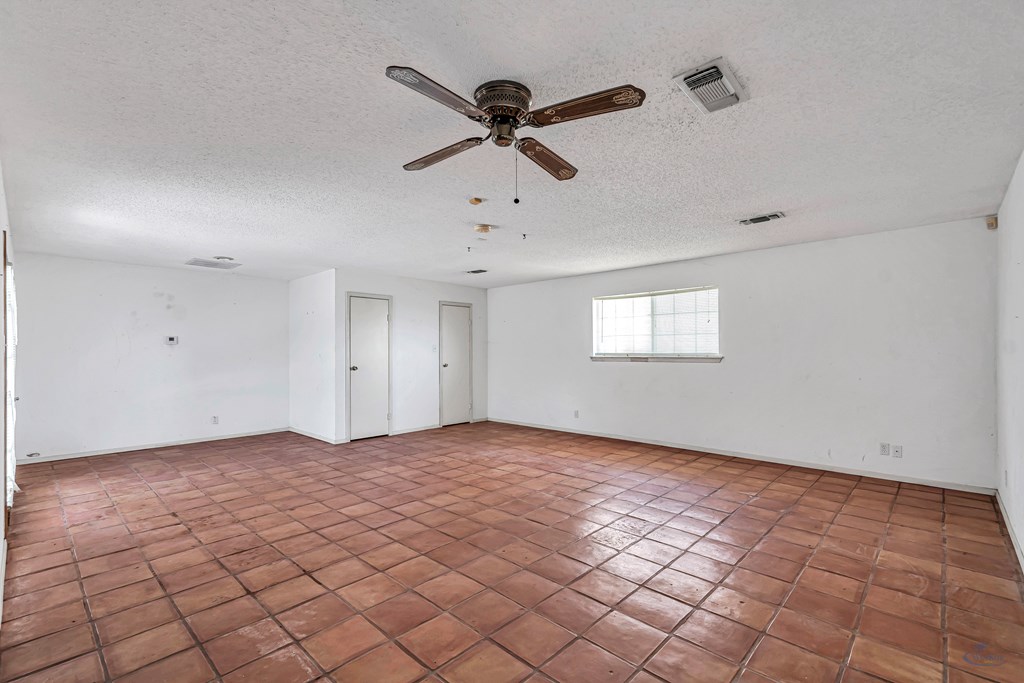 3908 W County Rd 145