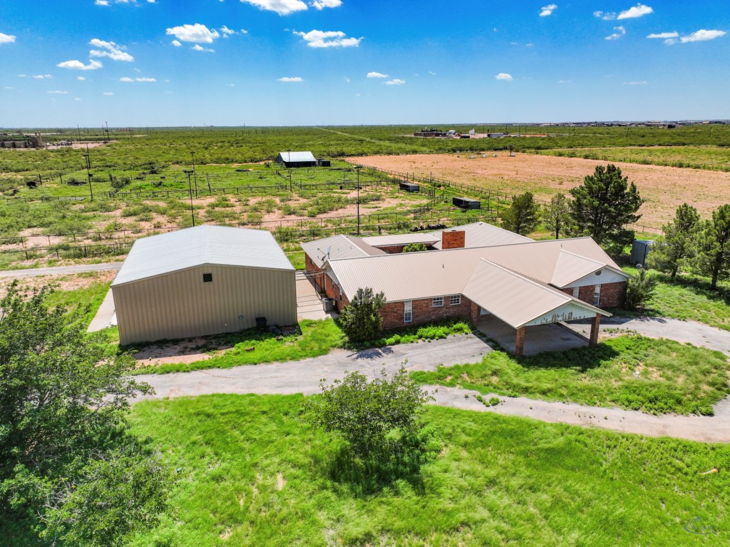 3908 W County Rd 145