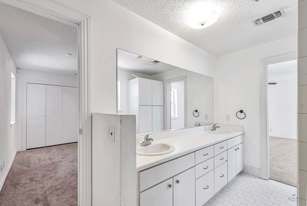 3908 W County Rd 145