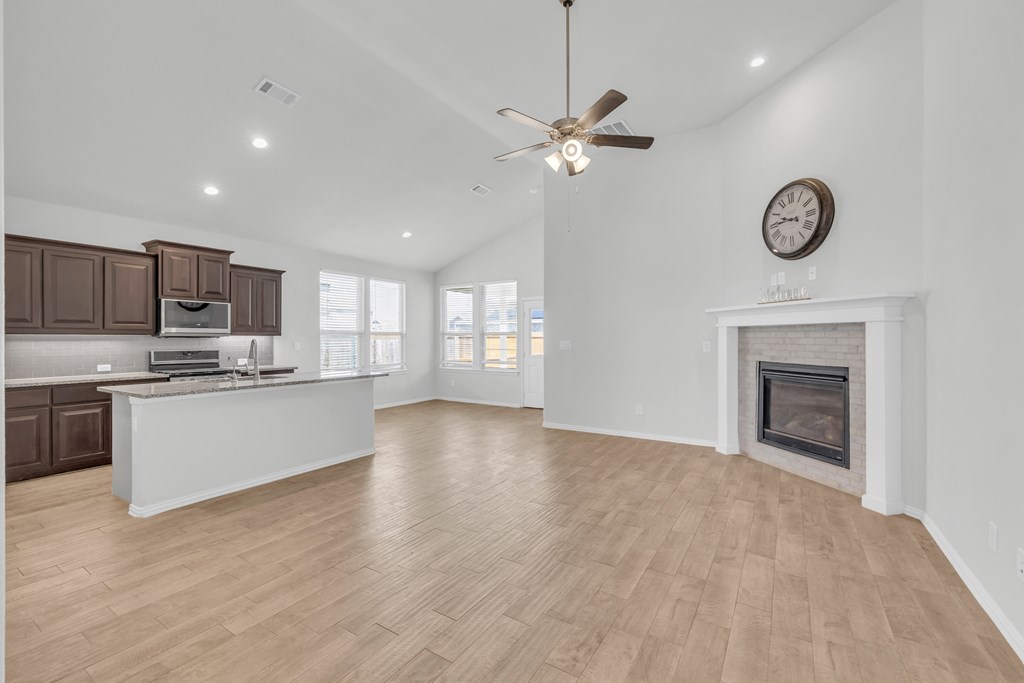 1603 Pavilion Pkwy