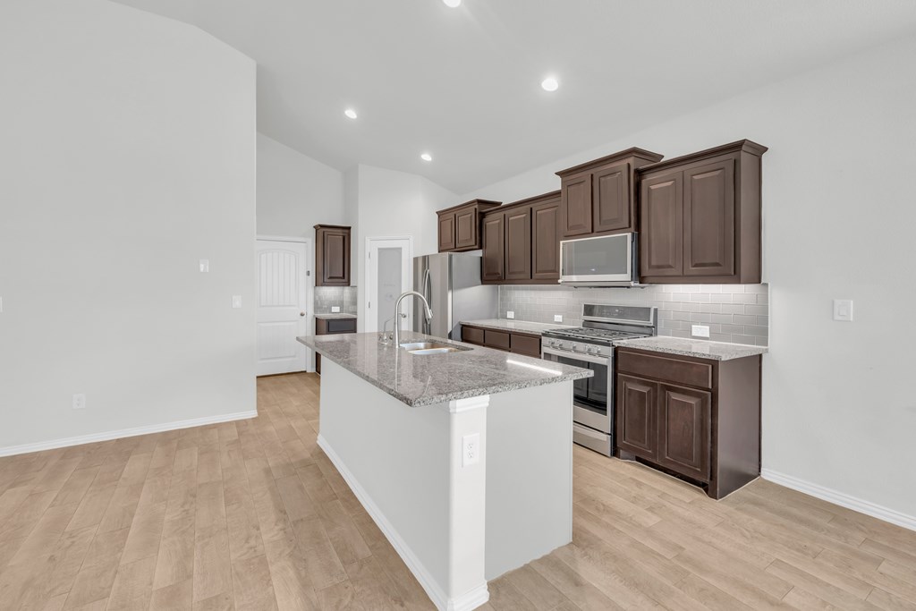1603 Pavilion Pkwy