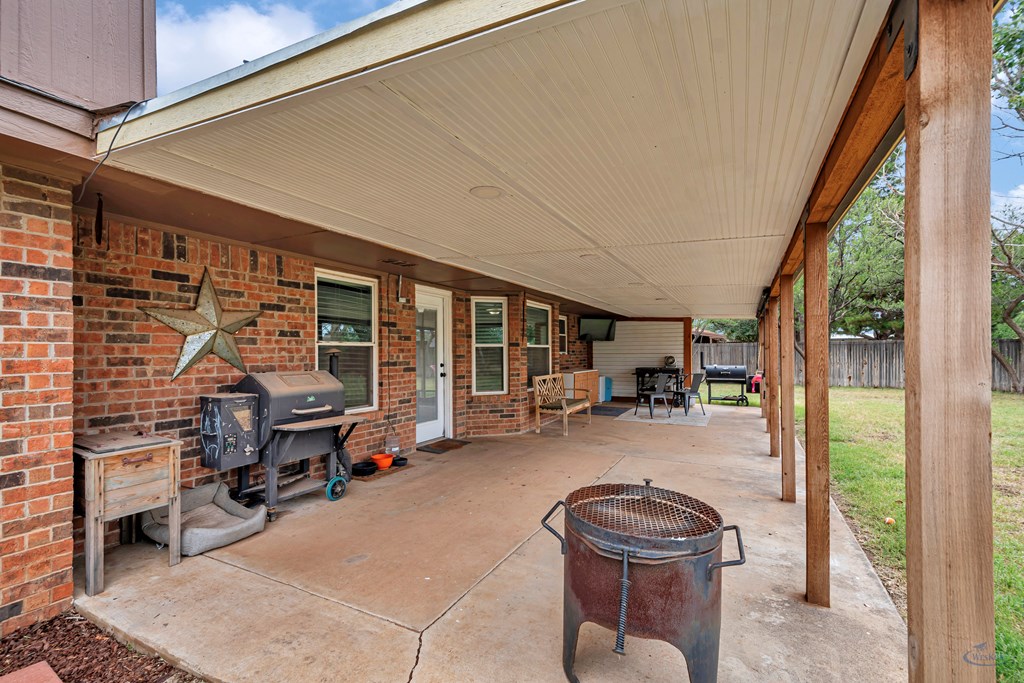 10807 E County Rd 105