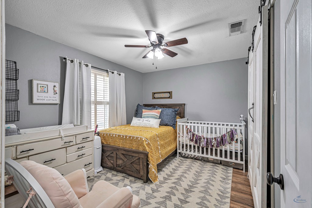 10807 E County Rd 105