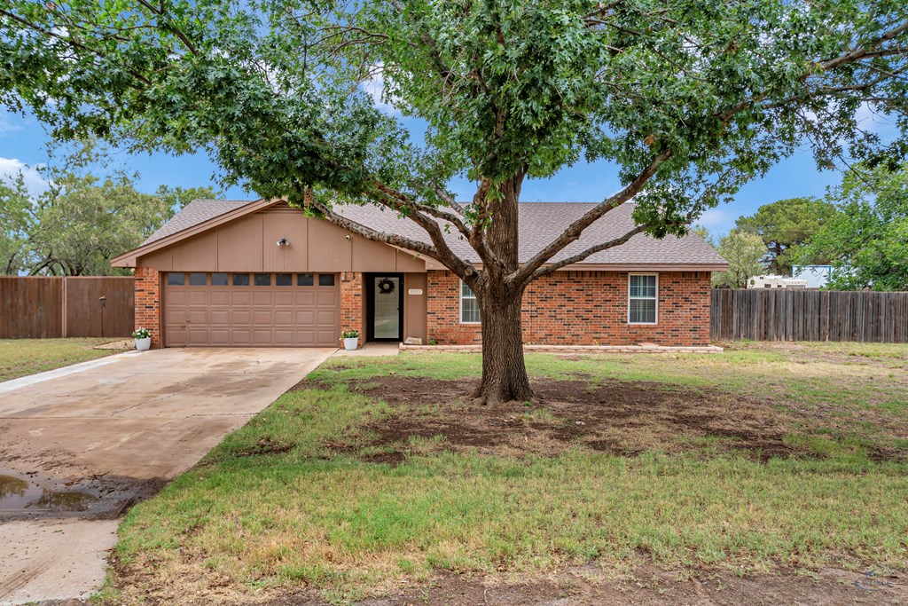 10807 E County Rd 105