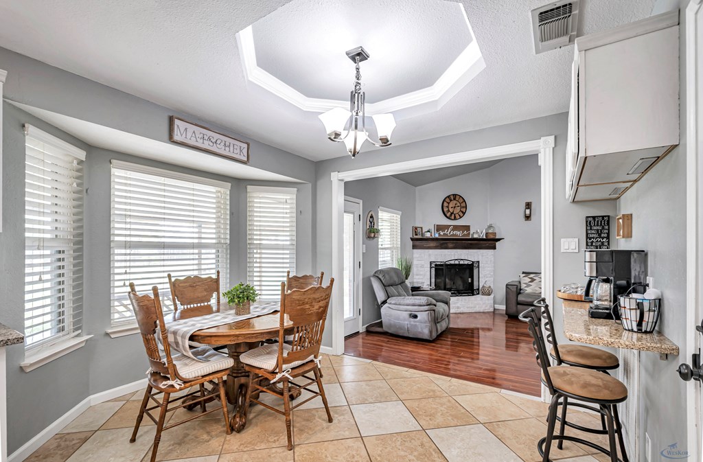 10807 E County Rd 105