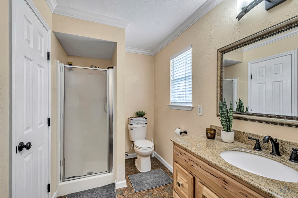 10807 E County Rd 105