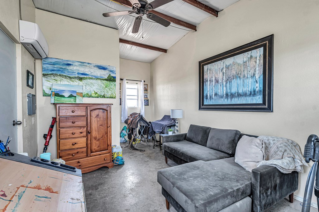 2611 Atasco Dr