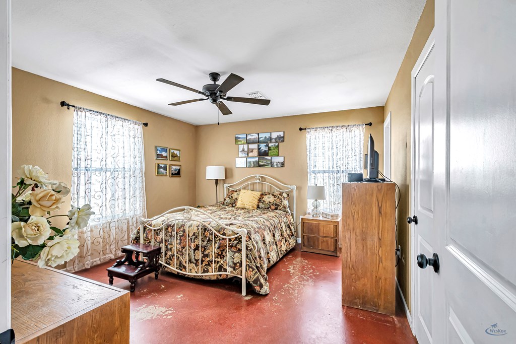2611 Atasco Dr