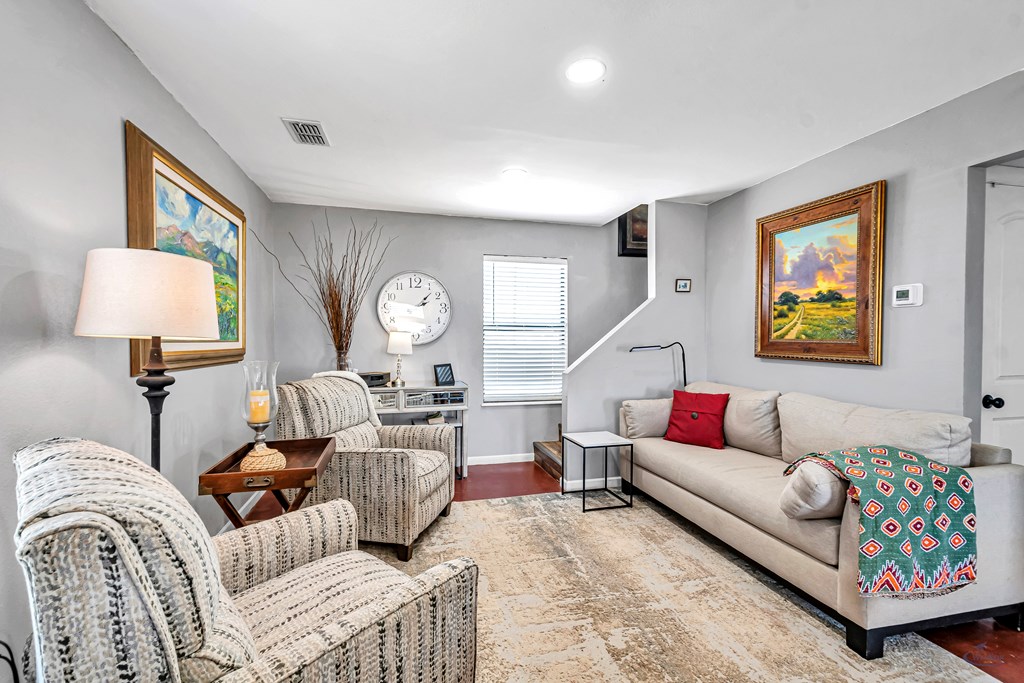 2611 Atasco Dr
