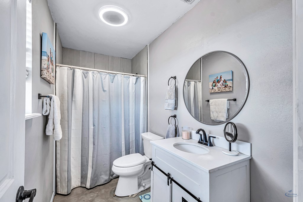 2611 Atasco Dr