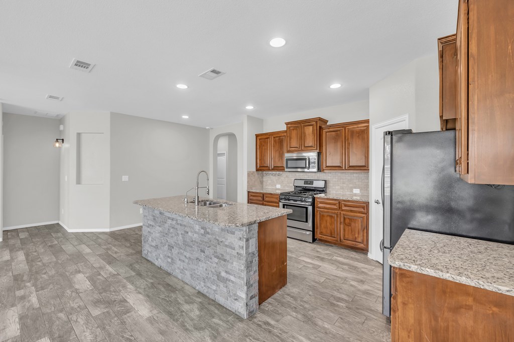 6610 Victory Parkway