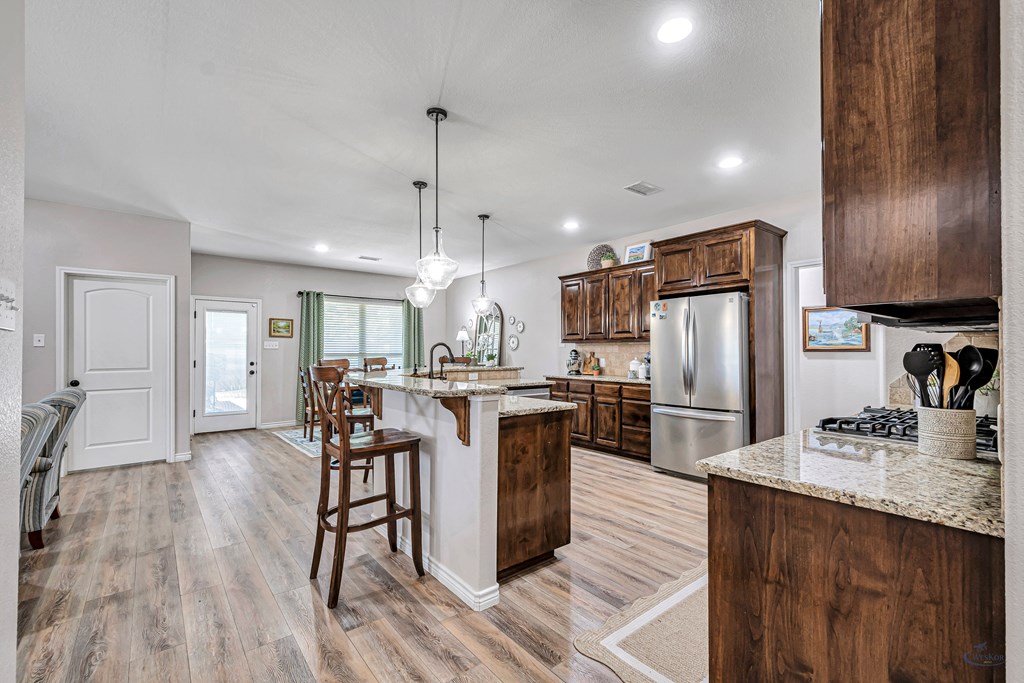 6016 Medina Dr