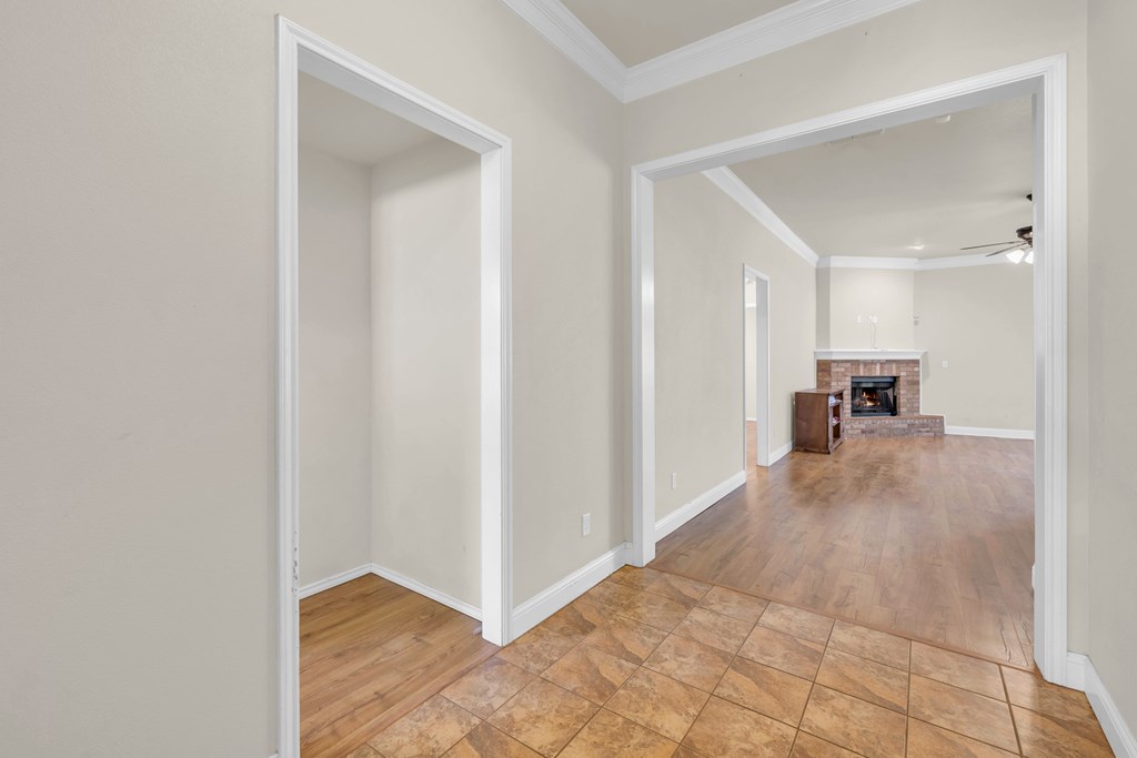 610 Dimaggio Ct