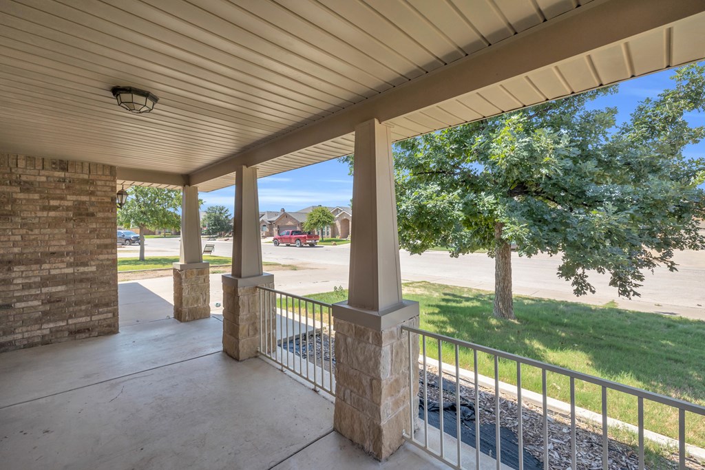 610 Dimaggio Ct