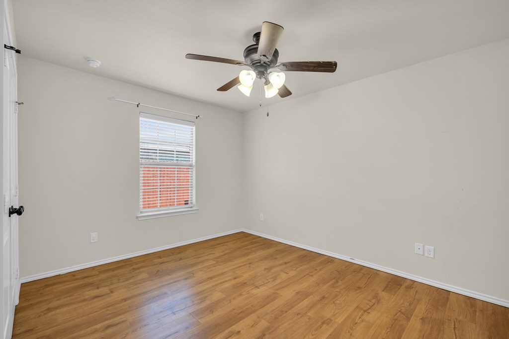 610 Dimaggio Ct