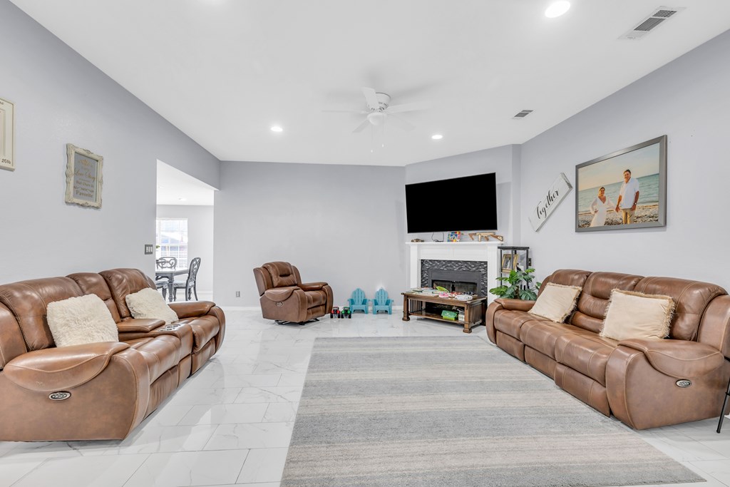 4803 Brookdale Dr