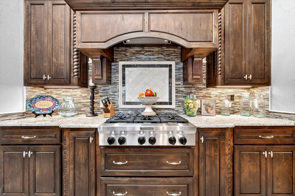 4101 Timberglen Circle