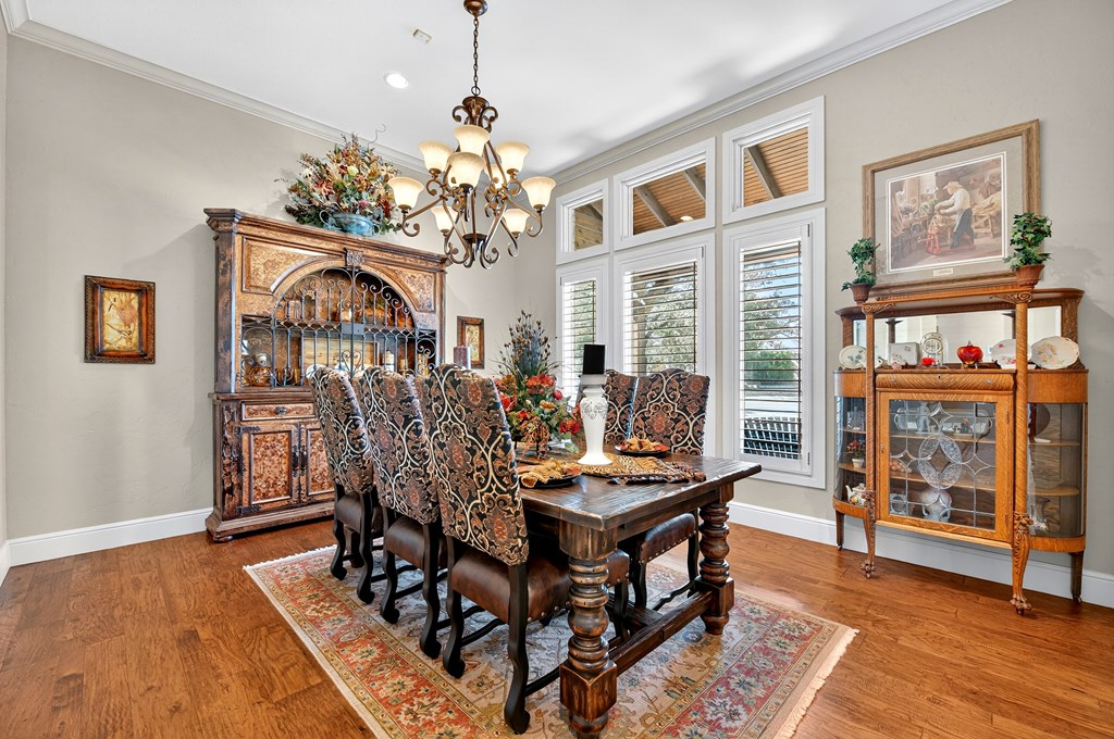4101 Timberglen Circle