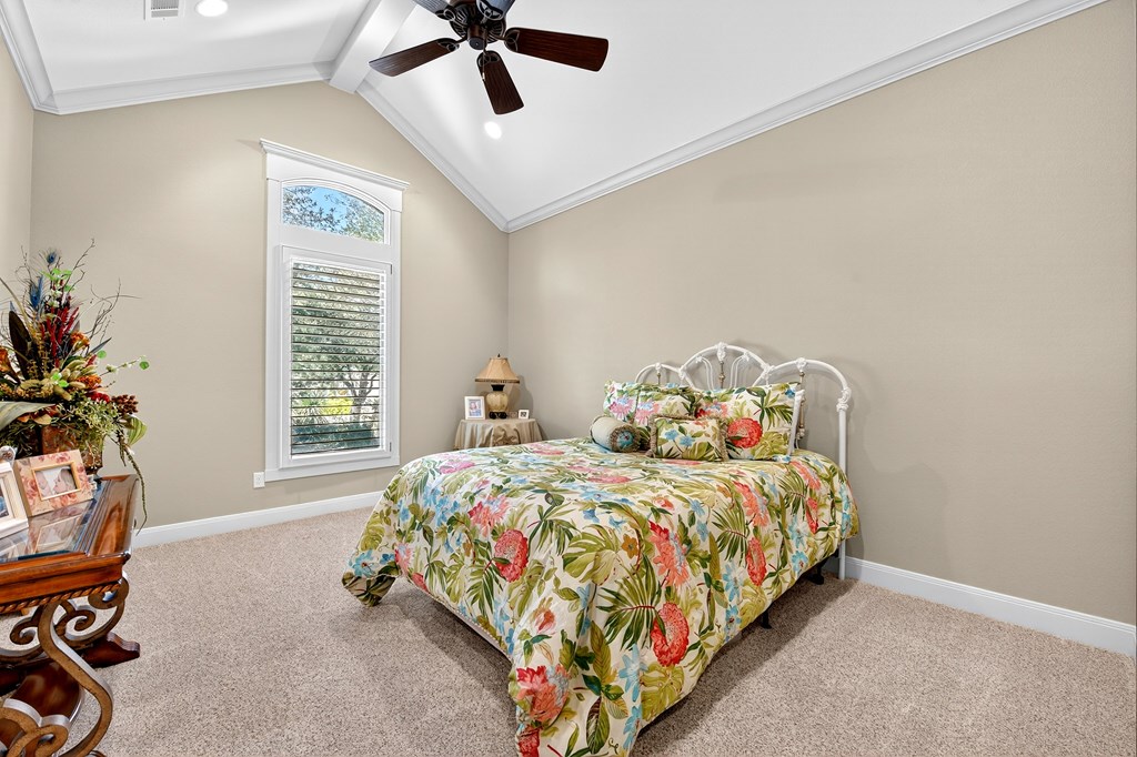 4101 Timberglen Circle