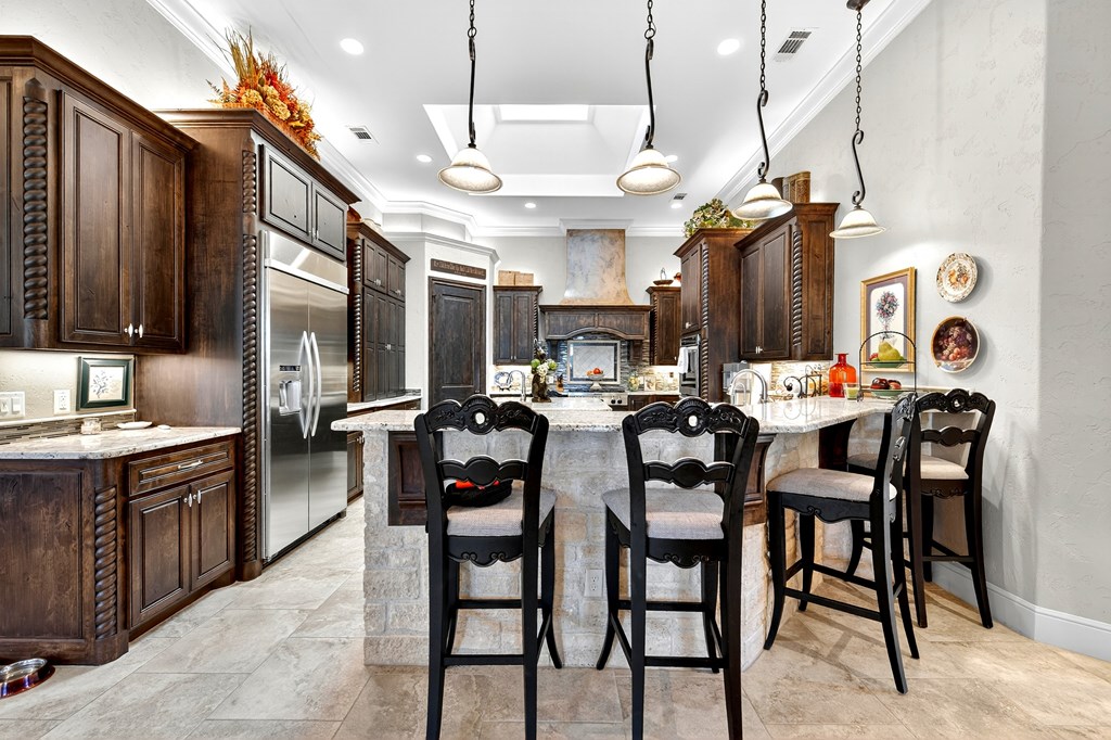 4101 Timberglen Circle