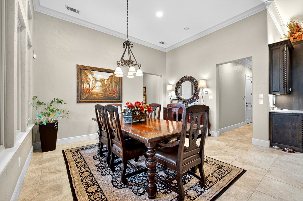 4101 Timberglen Circle