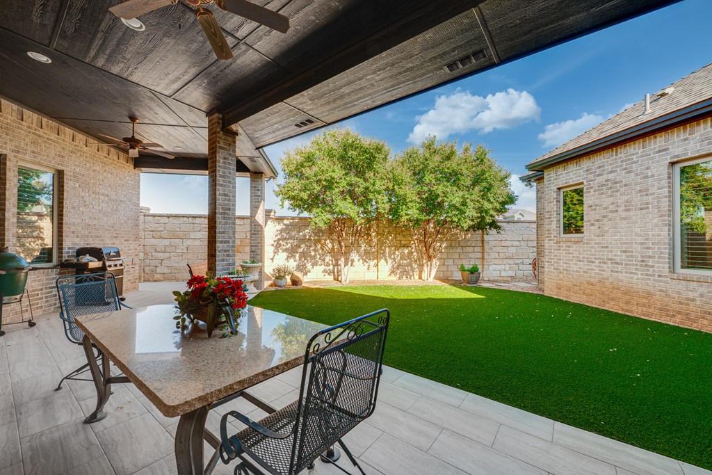 4101 Timberglen Circle