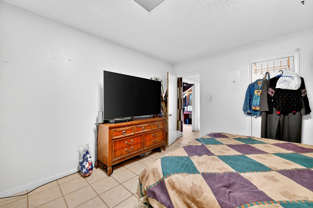 1310 N Big Spring St