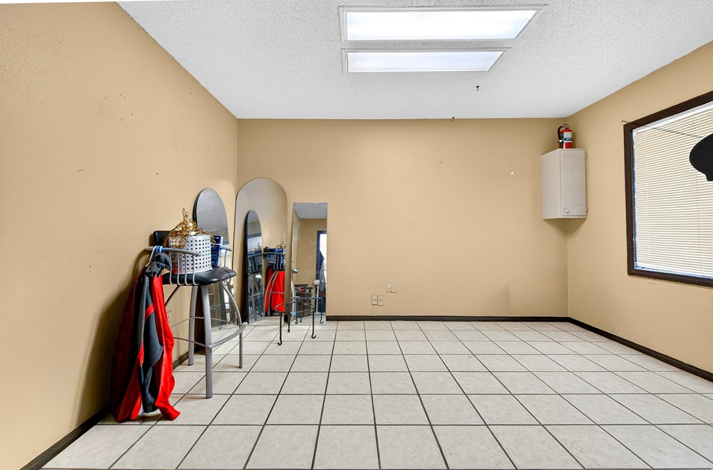 1310 N Big Spring St