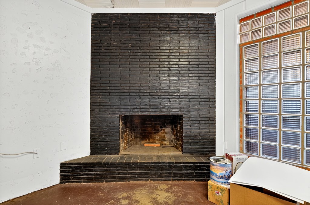 1310 N Big Spring St