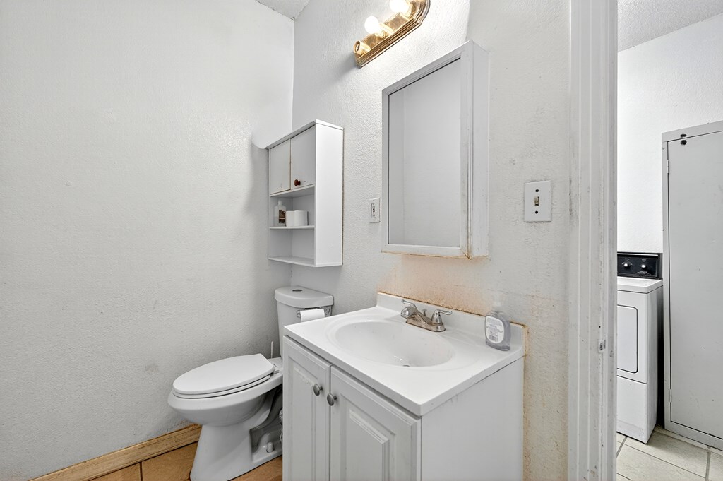 1310 N Big Spring St