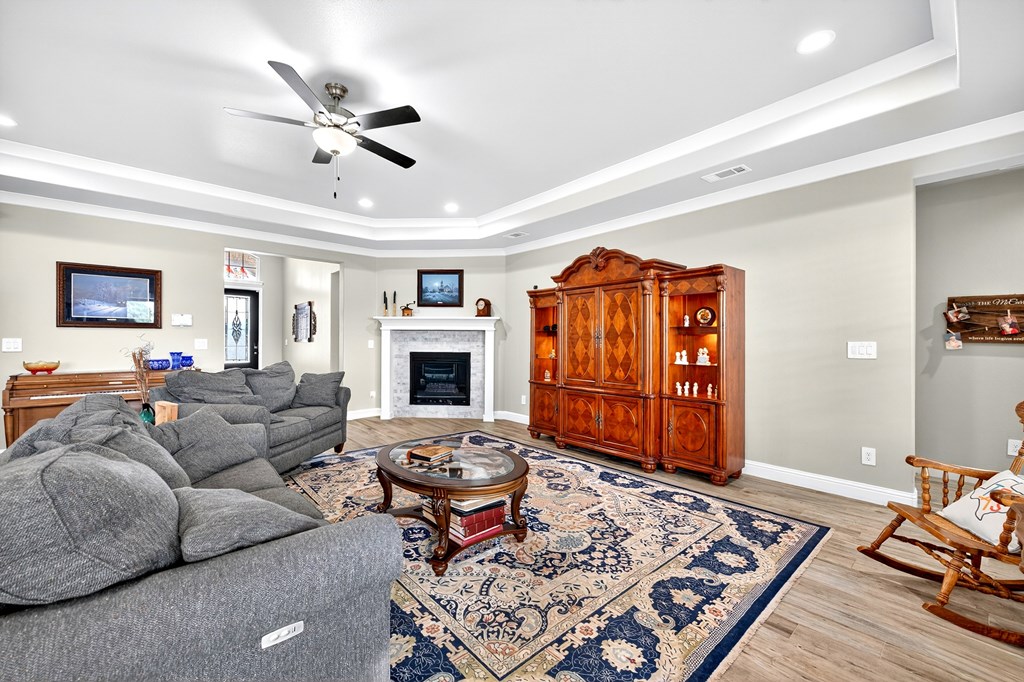 1801 Overshine Lane