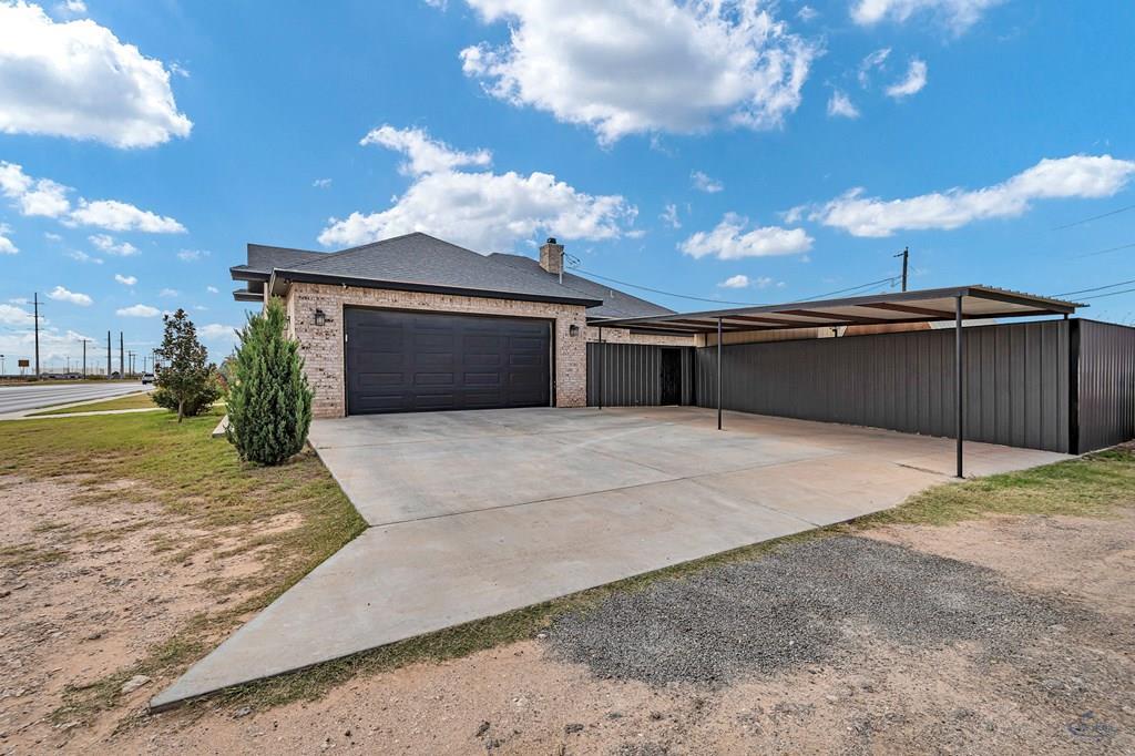 1907 N Fairgrounds Rd