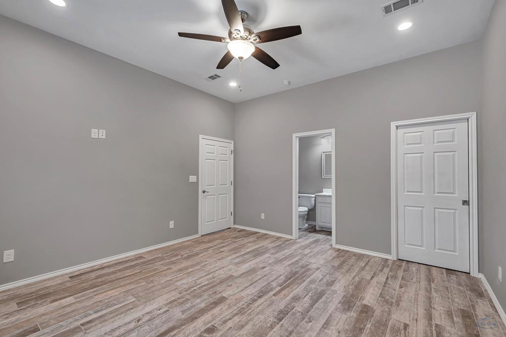 1907 N Fairgrounds Rd