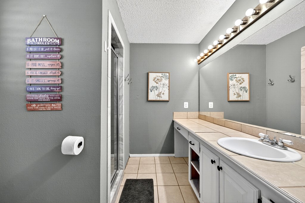 10601 E County Rd 105