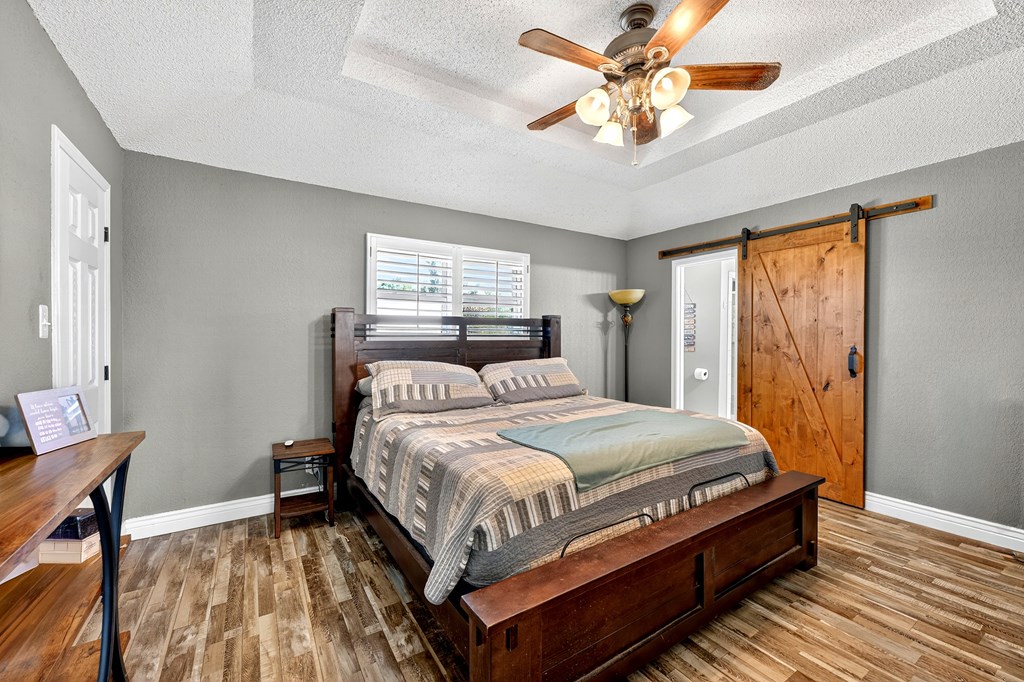 10601 E County Rd 105