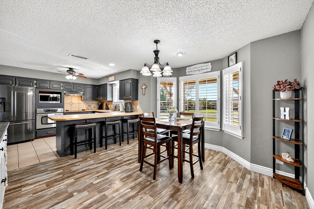 10601 E County Rd 105