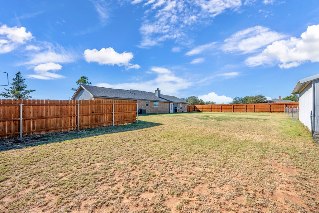 10601 E County Rd 105