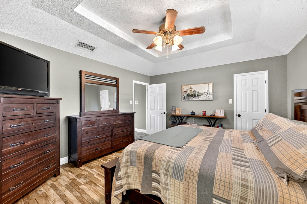 10601 E County Rd 105