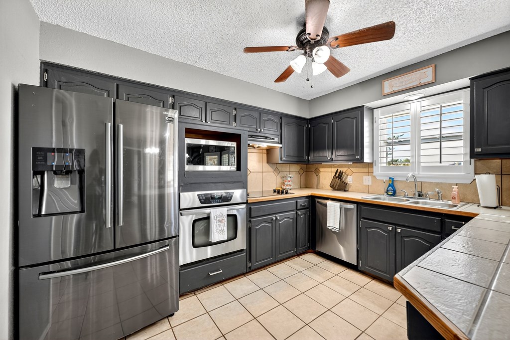 10601 E County Rd 105