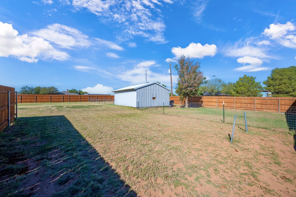 10601 E County Rd 105