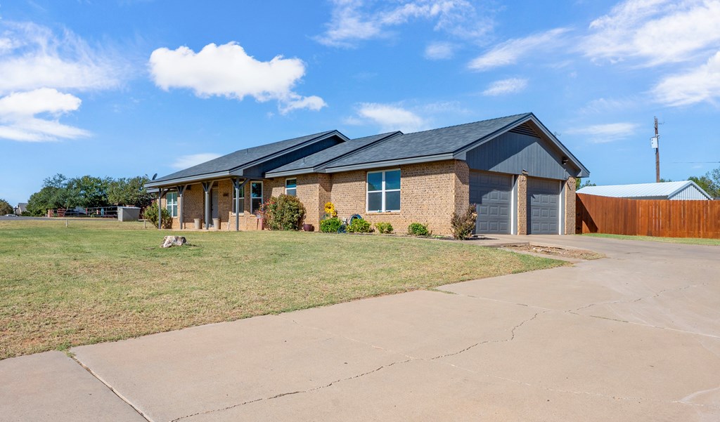 10601 E County Rd 105