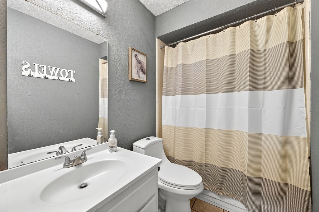 10601 E County Rd 105