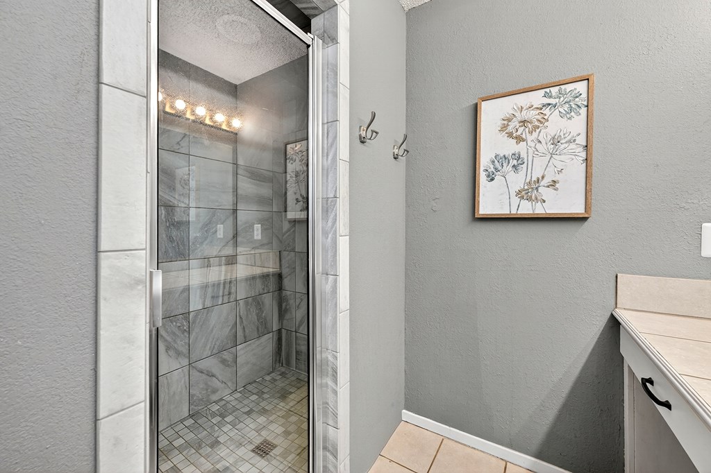 10601 E County Rd 105